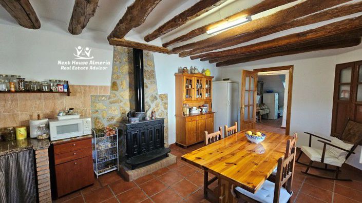 Image No.38-8 Bed Country House for sale