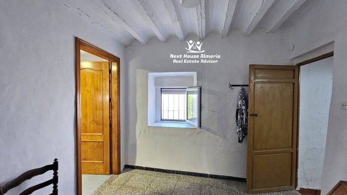 Image No.46-8 Bed Country House for sale