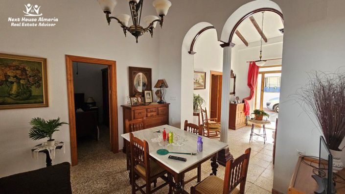 Image No.18-3 Bed Townhouse for sale