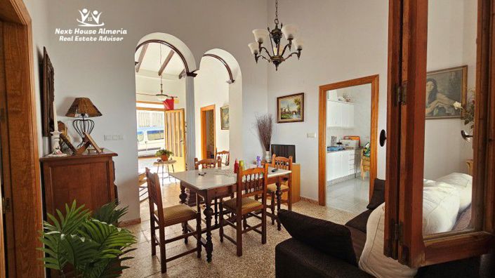 Image No.28-3 Bed Townhouse for sale