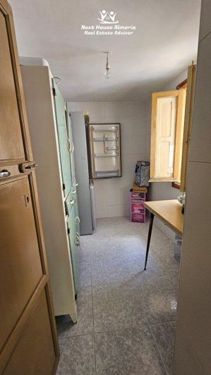 Image No.32-3 Bed Townhouse for sale