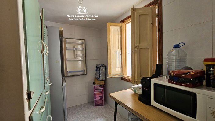 Image No.33-3 Bed Townhouse for sale