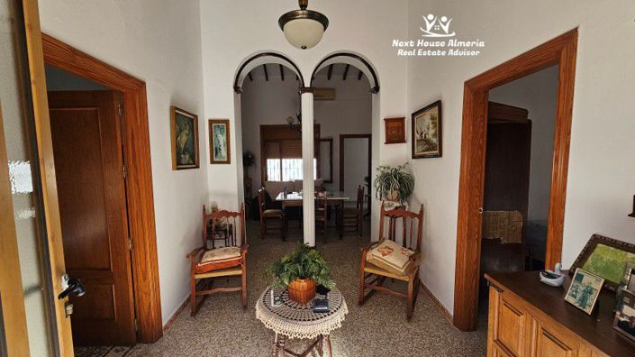 Image No.5-3 Bed Townhouse for sale