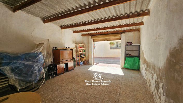 Image No.44-3 Bed Townhouse for sale