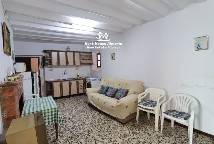 Image No.19-3 Bed Country House for sale