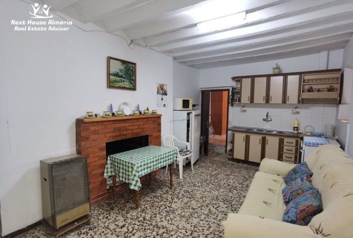 Image No.21-3 Bed Country House for sale