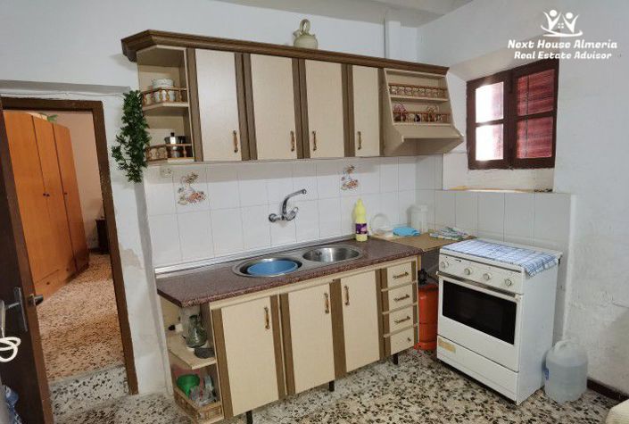 Image No.22-3 Bed Country House for sale