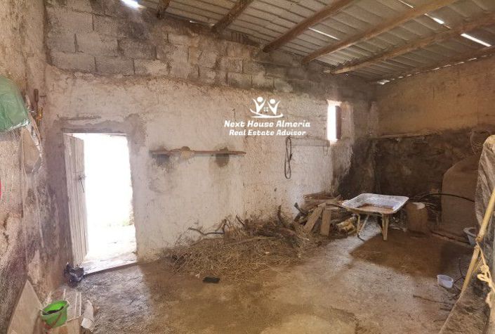 Image No.36-3 Bed Country House for sale