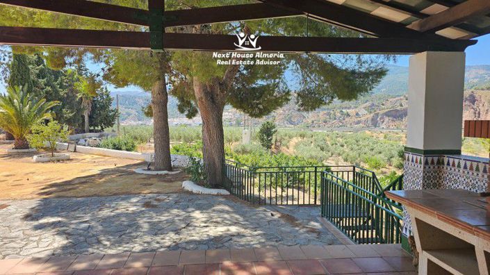 Image No.10-4 Bed Country House for sale