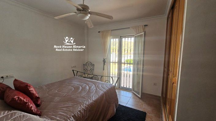 Image No.51-5 Bed Villa for sale