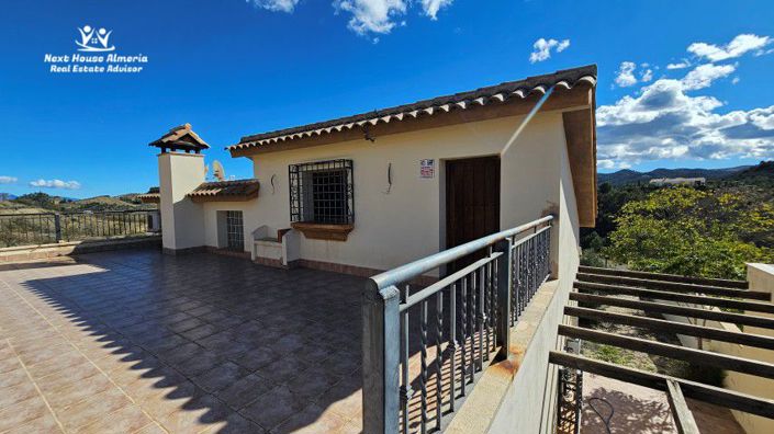 Image No.14-3 Bed Country House for sale