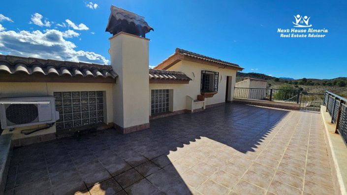 Image No.17-3 Bed Country House for sale