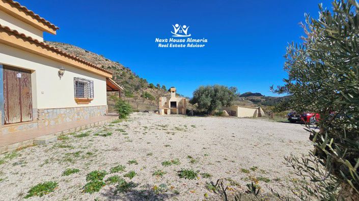 Image No.25-3 Bed Country House for sale