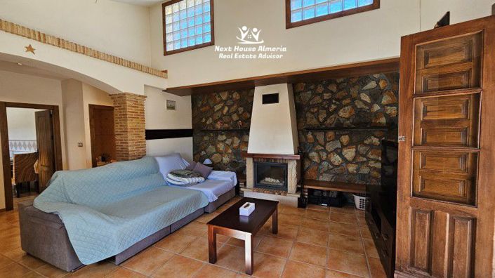 Image No.31-3 Bed Country House for sale