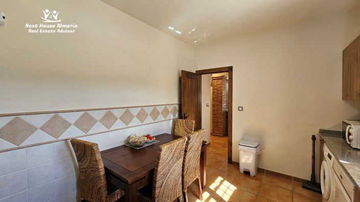 Image No.38-3 Bed Country House for sale