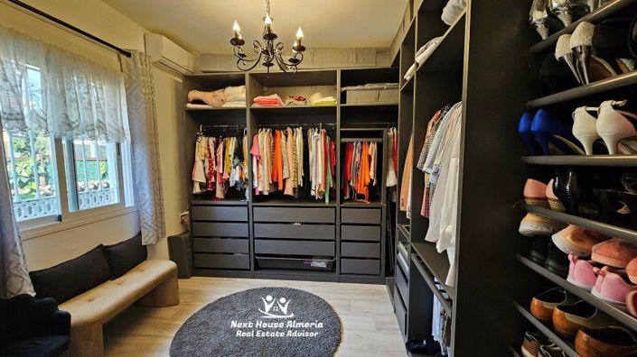 Image No.30-3 Bed Villa for sale