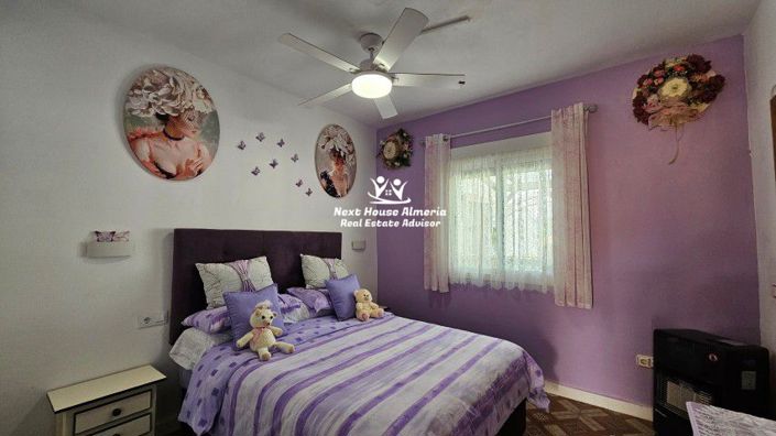 Image No.33-3 Bed Villa for sale