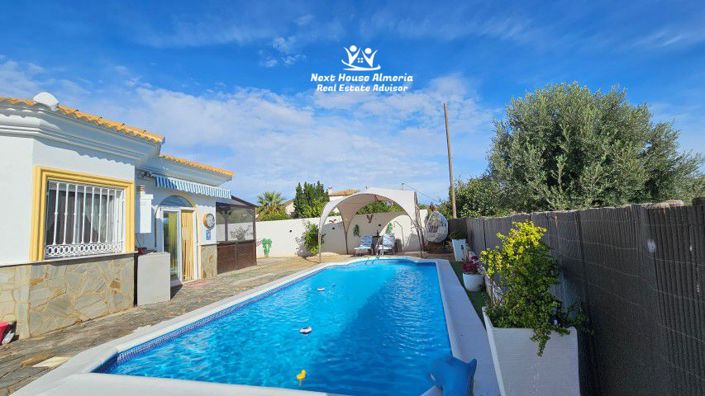 Image No.9-3 Bed Villa for sale