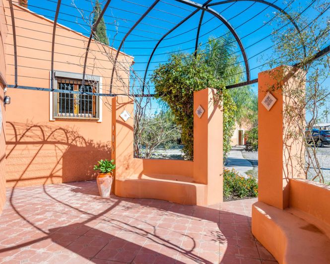 Image No.38-7 Bed Property for sale