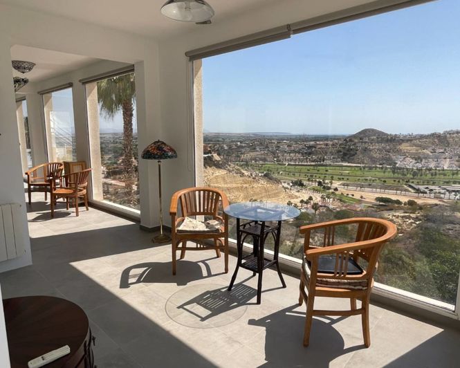 Image No.8-3 Bed Villa for sale