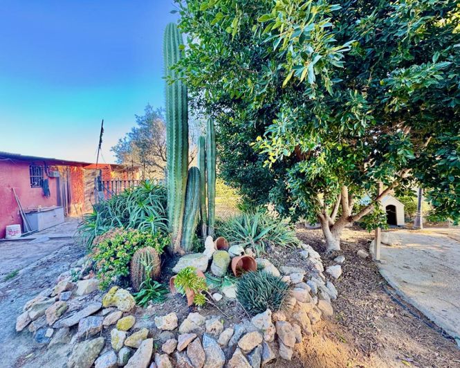 Image No.27-4 Bed Property for sale