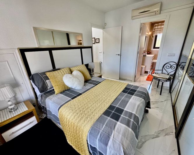 Image No.16-5 Bed Villa for sale