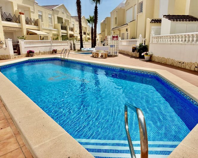 Image No.2-3 Bed Villa for sale