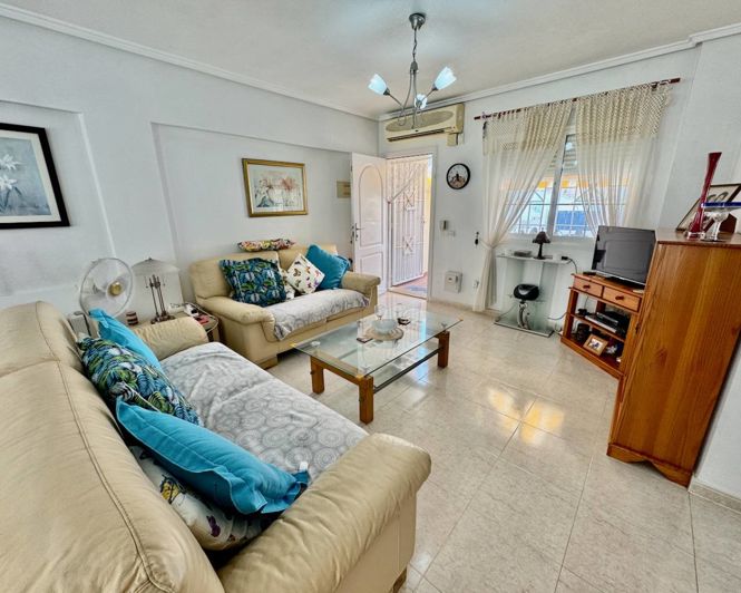 Image No.6-3 Bed Villa for sale