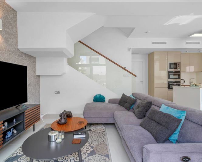 Image No.8-3 Bed Villa for sale