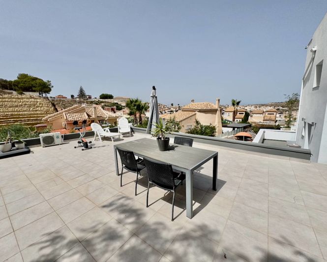 Image No.25-6 Bed Villa for sale