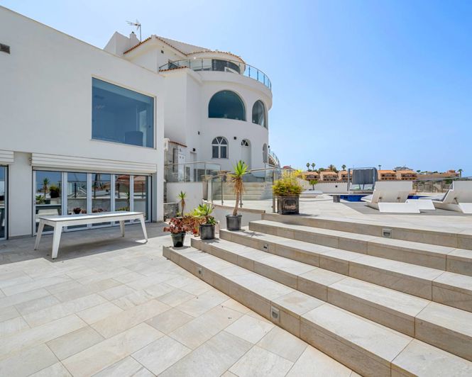 Image No.33-7 Bed Villa for sale