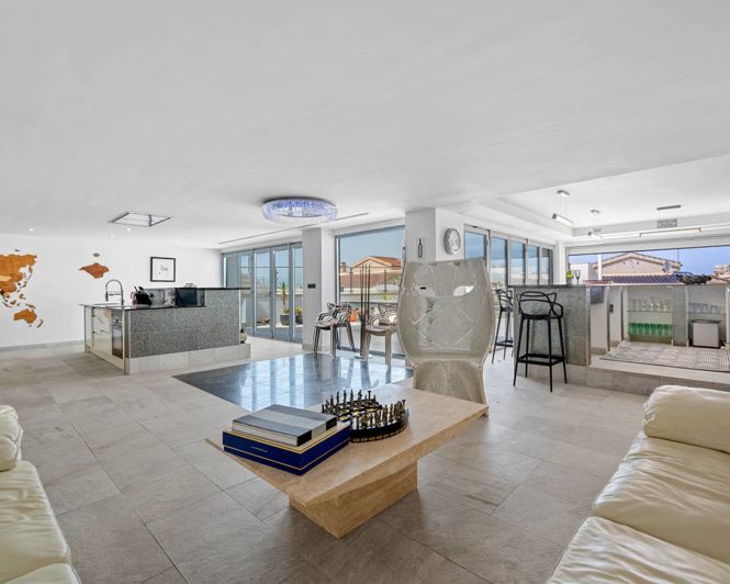 Image No.45-7 Bed Villa for sale