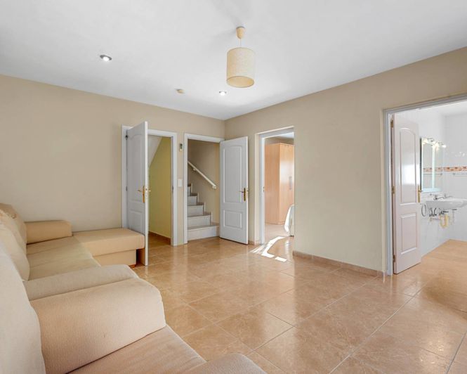 Image No.27-7 Bed Villa for sale