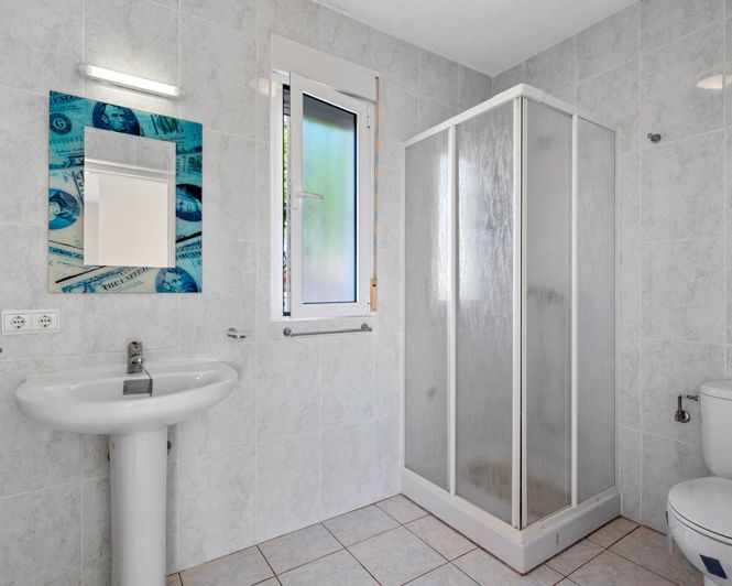 Image No.30-7 Bed Villa for sale