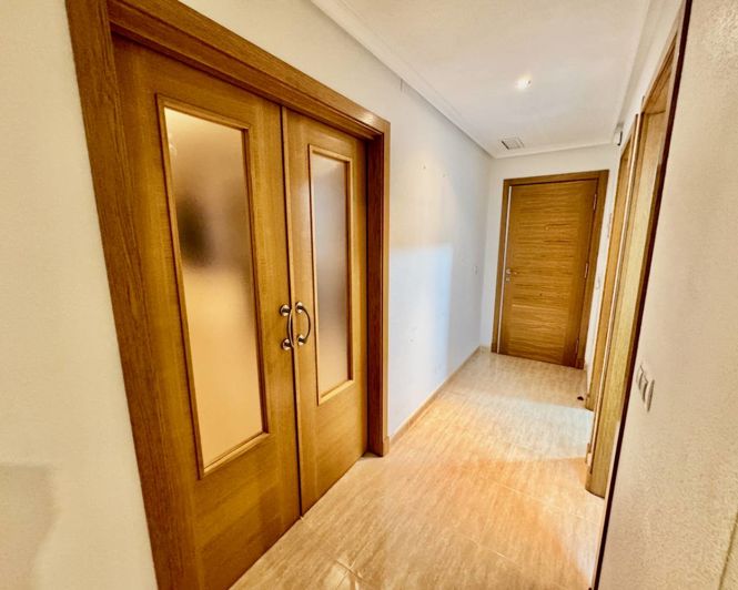 Image No.18-3 Bed Apartment for sale