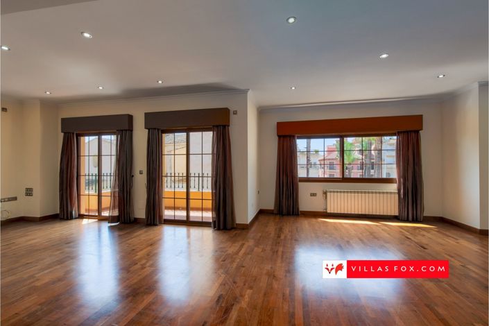 Image No.42-3 Bed Apartment for sale