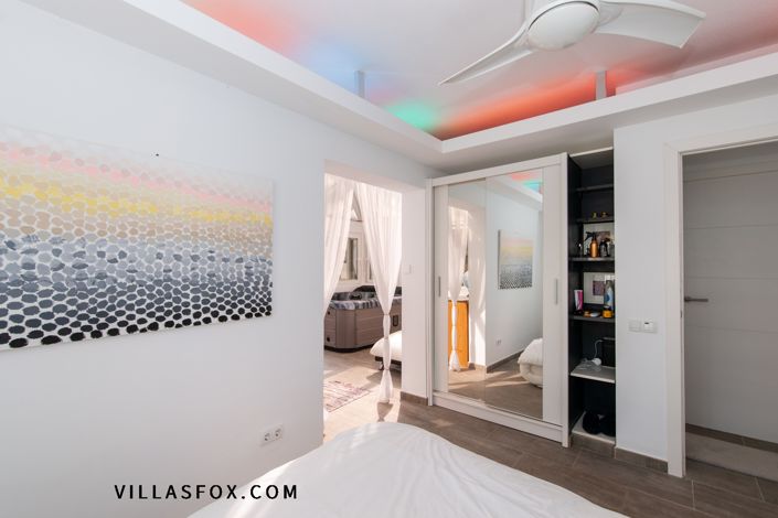 Image No.15-3 Bed Villa for sale