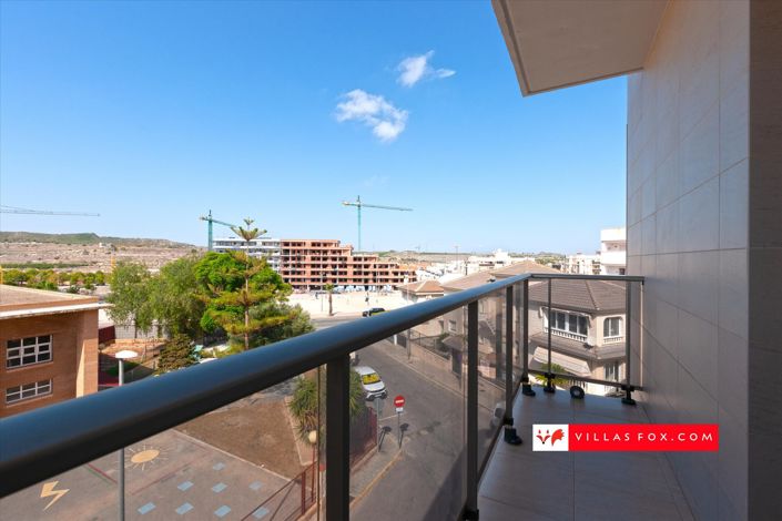 Image No.15-3 Bed Apartment for sale