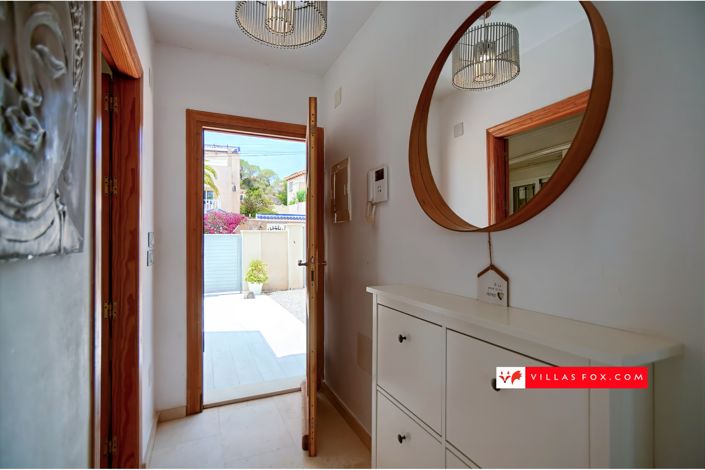 Image No.60-5 Bed Villa for sale