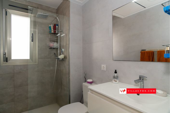 Image No.12-3 Bed Villa for sale