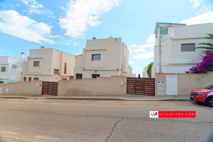 Image No.49-3 Bed Villa for sale