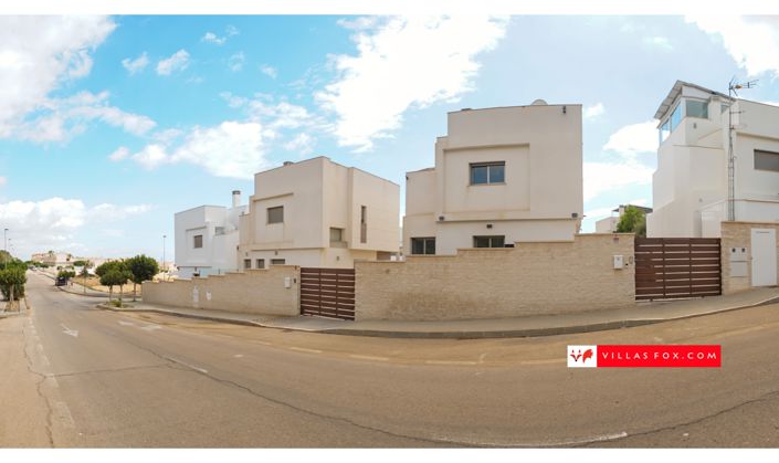 Image No.50-3 Bed Villa for sale