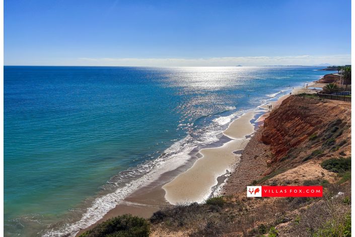 Image No.64-3 Bed Villa for sale