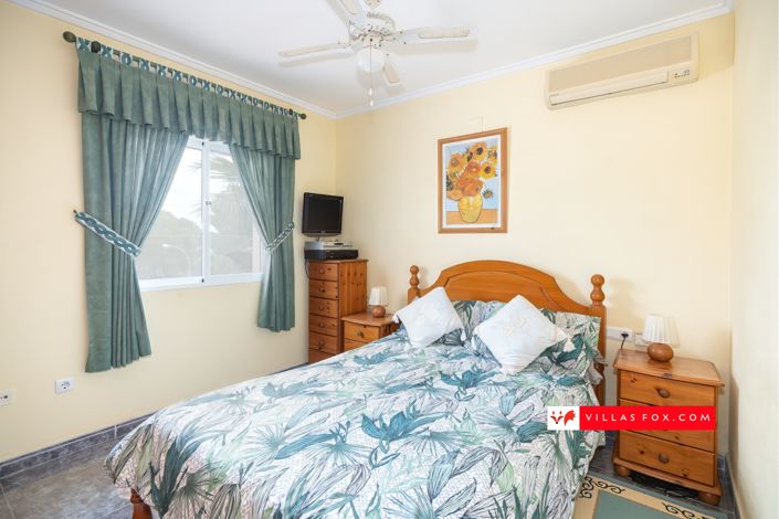 Image No.3-4 Bed Villa for sale