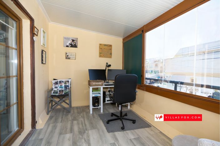 Image No.18-3 Bed Townhouse for sale