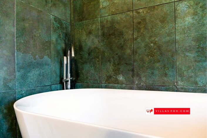 Image No.21-3 Bed Townhouse for sale