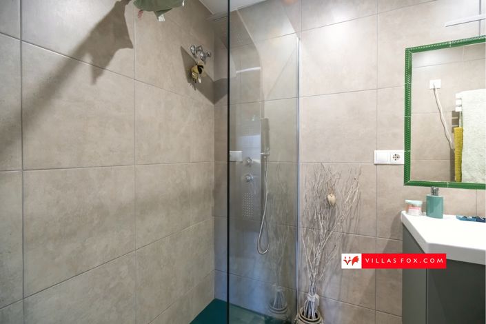 Image No.25-3 Bed Townhouse for sale