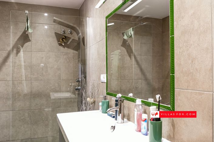 Image No.27-3 Bed Townhouse for sale