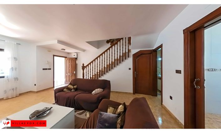 Image No.30-3 Bed Townhouse for sale