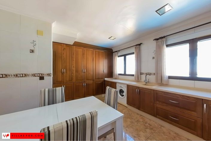 Image No.38-3 Bed Townhouse for sale